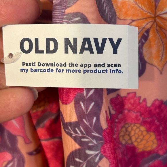 NWT Floral Old Navy swimsuit, size 3X - Picture 3 of 5